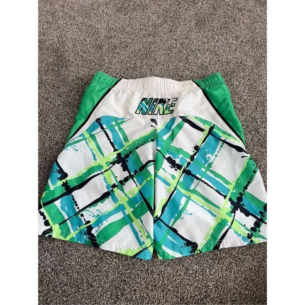 Nike youth medium swim shorts - Picture 3 of 3